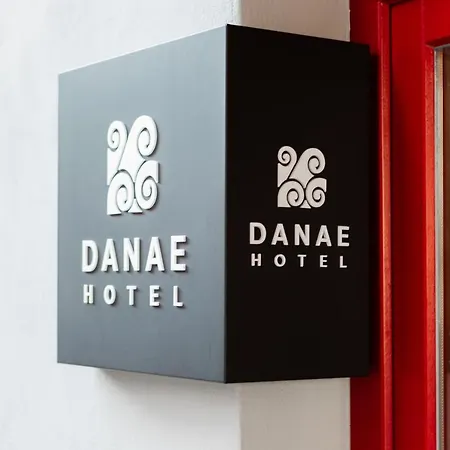Hotel Danae