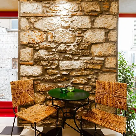 Hotel Danae 3*